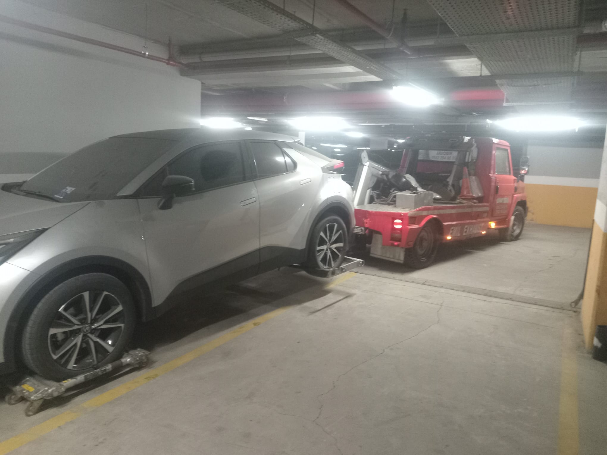 Danacıoğlu Oto Çekici Hizmet Görseli 47 - Mercedes SUV Kurtarıcı
